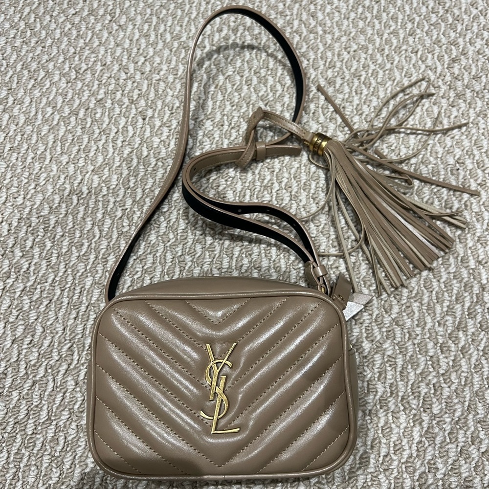 Saint Laurent Lou belt bag in quilted leather tan